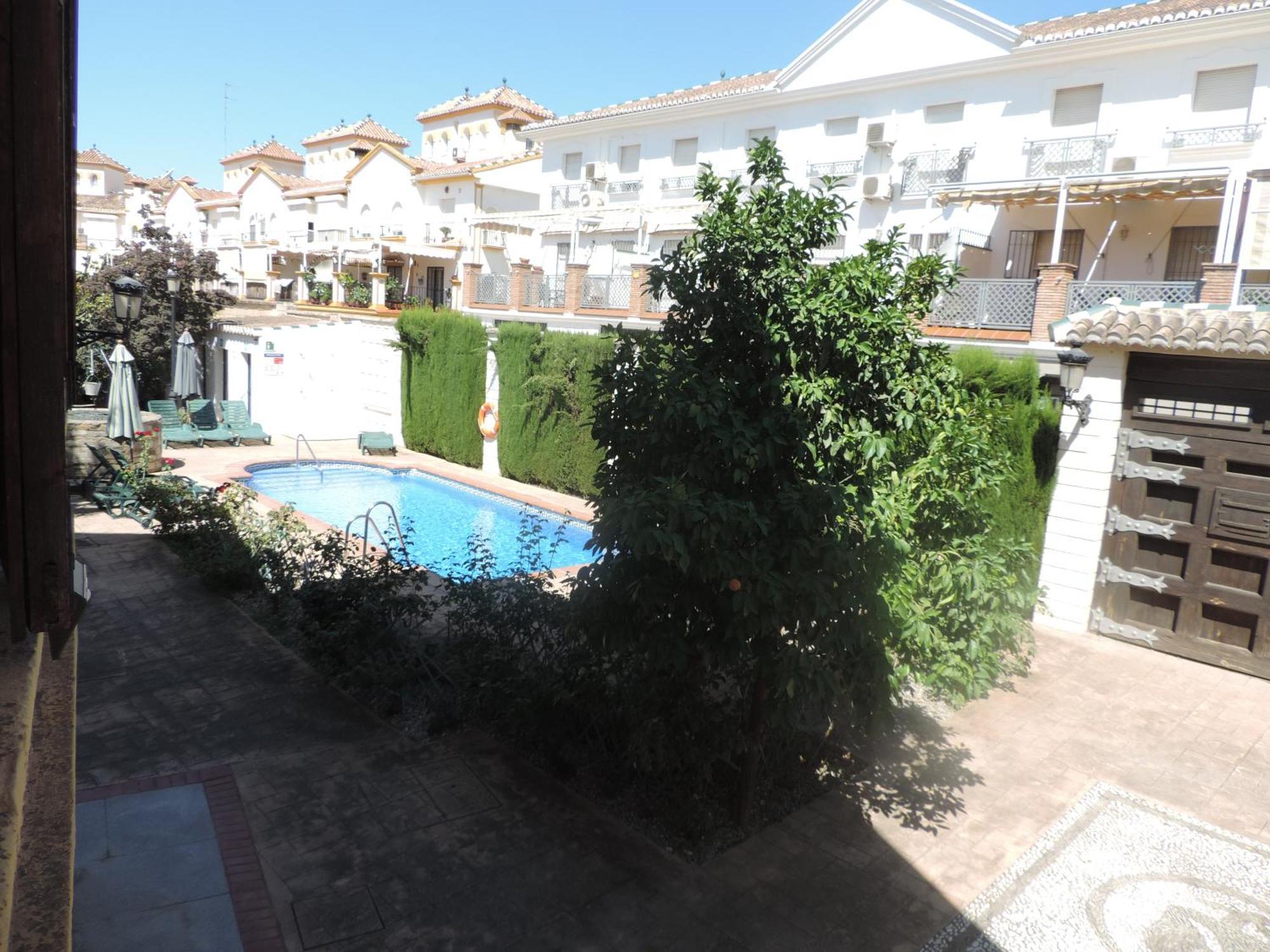 Apartamentos Caseria De Comares, Granada